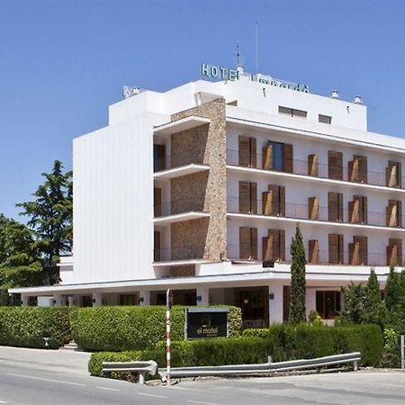 Hotel Emporda Figueras Extérieur photo