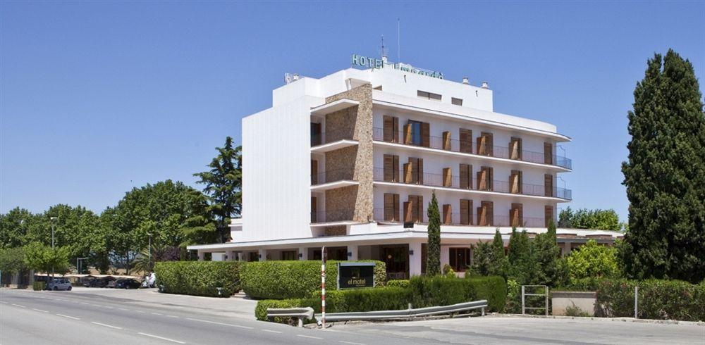 Hotel Emporda Figueras Extérieur photo