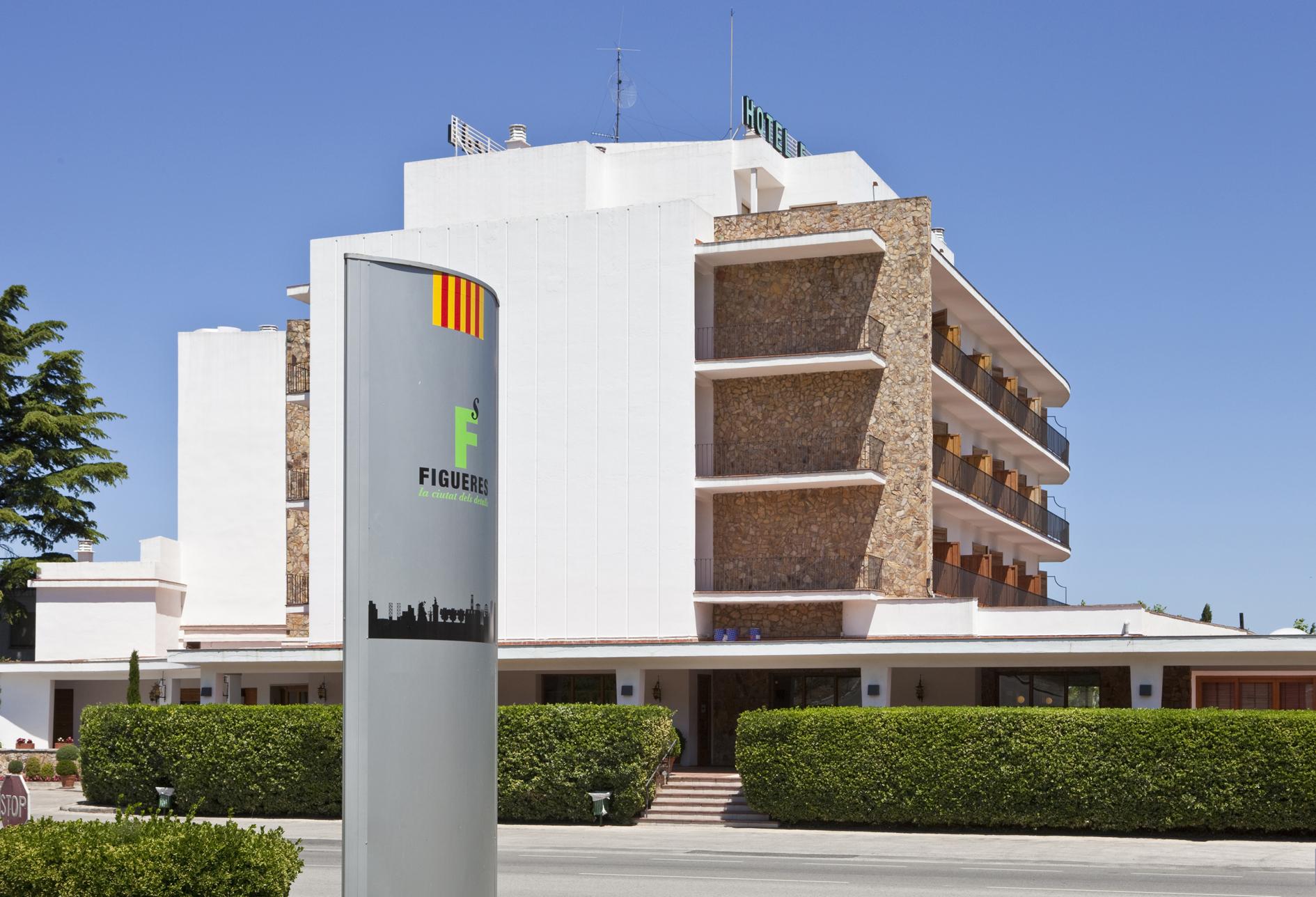 Hotel Emporda Figueras Extérieur photo